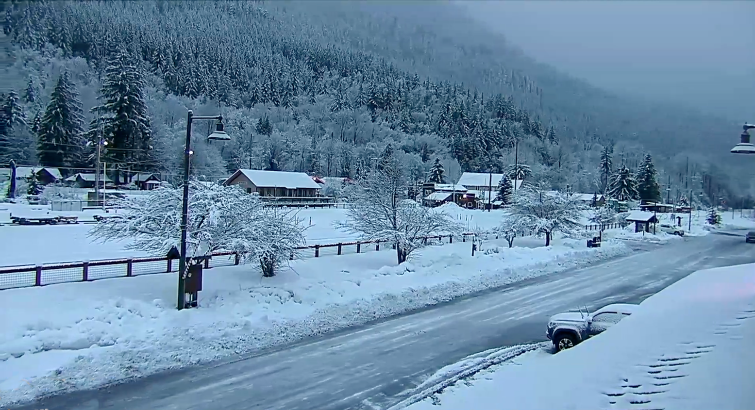 Skykomish: Paysage montagneux sous la neige.